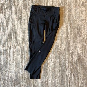 Lululemon Black Fast and Free size 6 leggings, 25 inch length